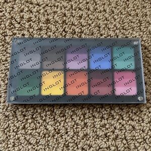 INGLOT Freedom System Eyeshadow Palette